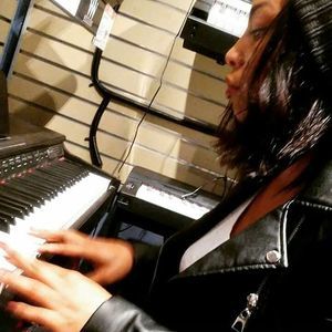 Meet your Posher, Liz